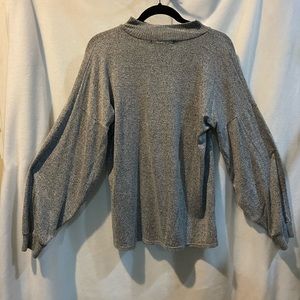 Drop sleeve heather gray sweater